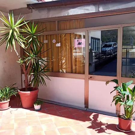 Rosy Rooms Guest house